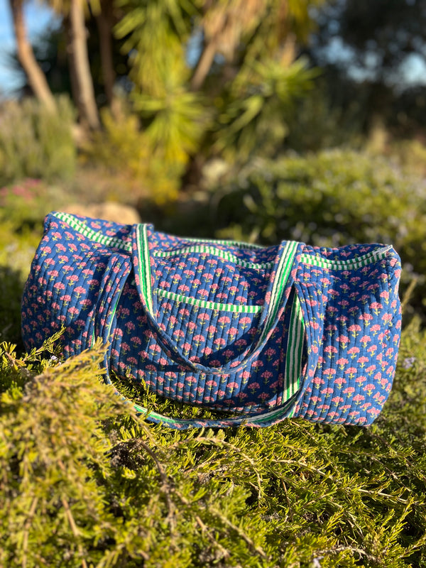 Mia blue flower 100% cotton block printed weekend duffle bag perfect for weekends away , overnight stays, gym or beach. Size 50cm x 35cm x 25cm