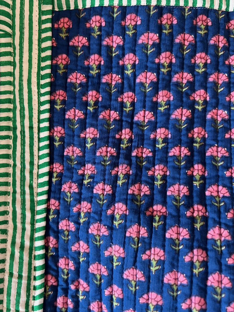 Mia blue flower 100% cotton block printed weekend duffle bag perfect for weekends away , overnight stays, gym or beach. Size 50cm x 35cm x 25cm